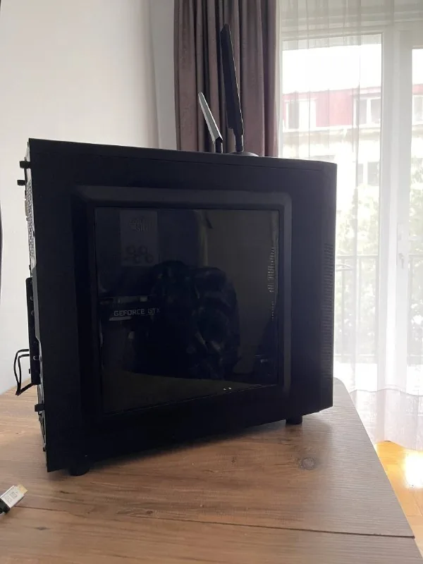 Компьютер, монитор Acer KG251Q 1