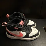 Nike sneakers 1