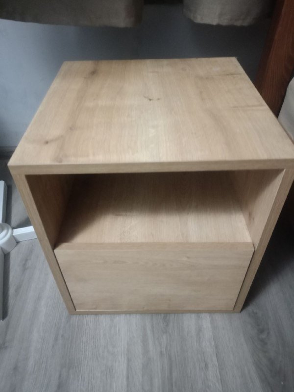 Прикроватные тумбочки 2 шт