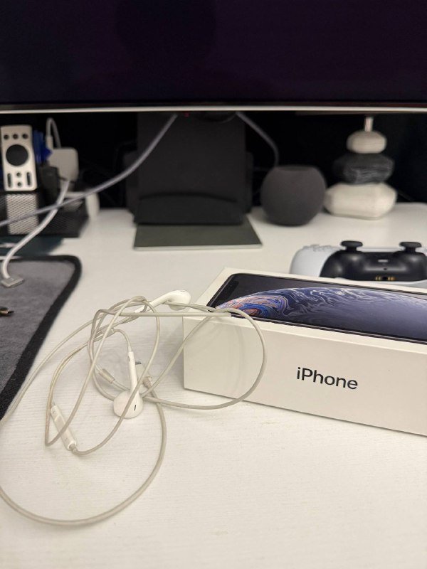 iPhone XR 64 ГБ черный 5