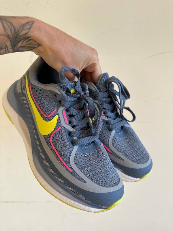 Беговые кроссовки Nike размер 41 2