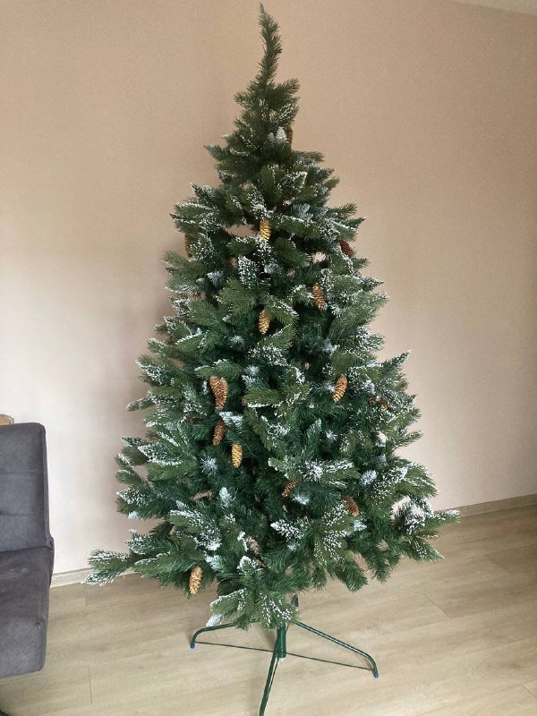 Искусственная елка 220 см, шишки съемные