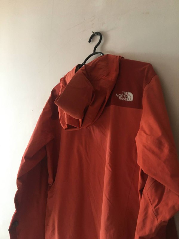 Мужская куртка The north face размер М водонепроницаемая 4