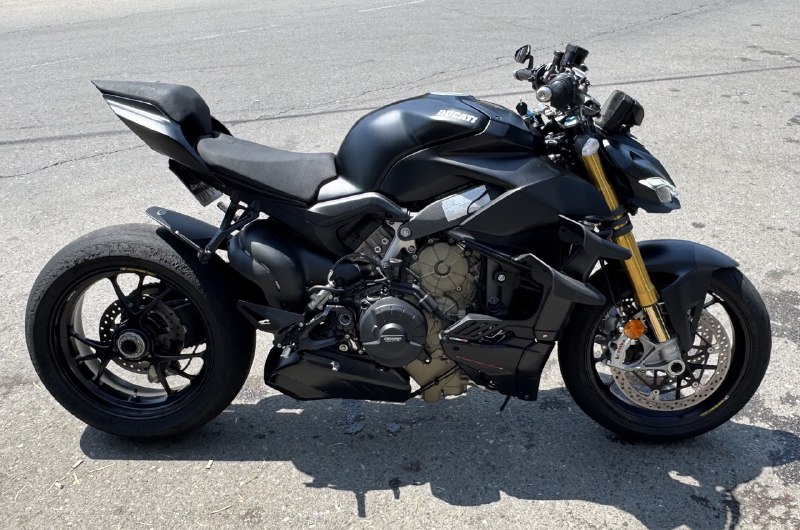 Ducati streetfighter V4S