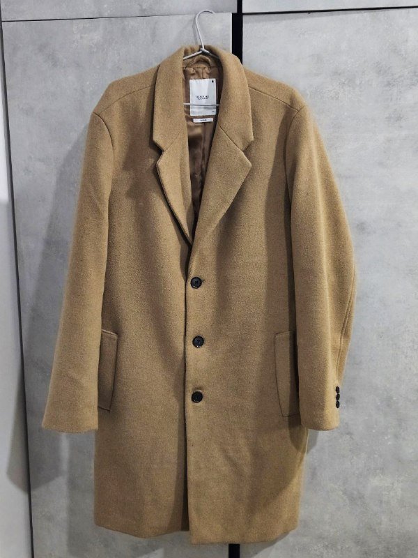 Мужское бежевое пальто из Reserved, размер XXL