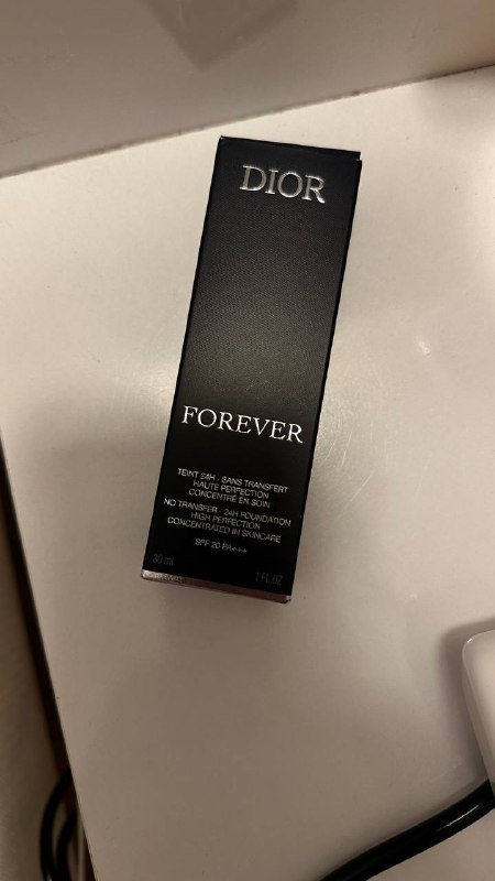 Тональный крем Dior Forever SPF 20 новый