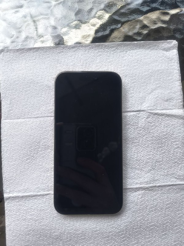 iPhone 15 Pro 128GB Natural Titanium 3