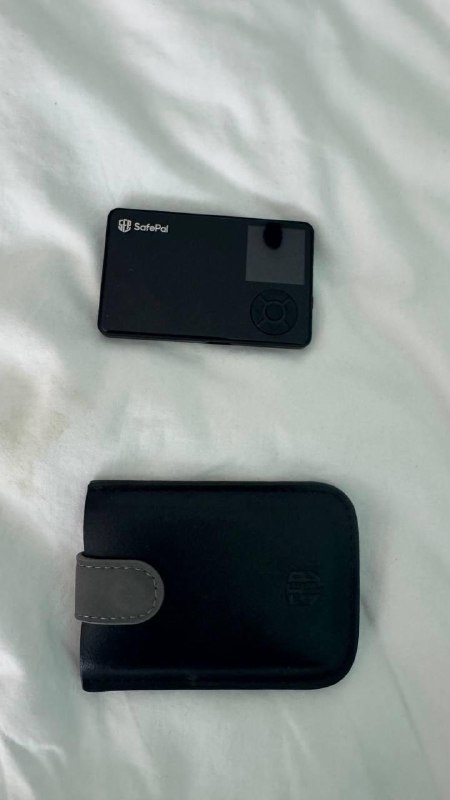 Холодный крипто кошелек SafePall S1