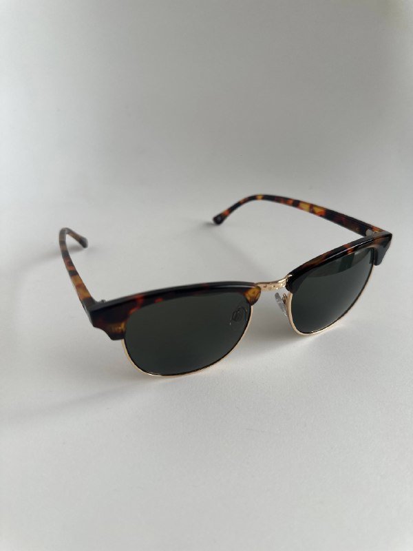 Фен Philips, клавиатура и мышь комплект, очки Vans, сумка ZARA, сумка черная, сумка коричневая, сумка белая, сетчатые сумки красные 3