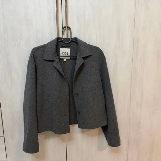 Пальто COS, 60% шерсти