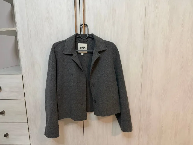 Пальто COS, 60% шерсти