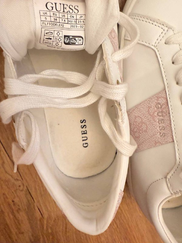 Кроссовки Guess женские оригинал 5