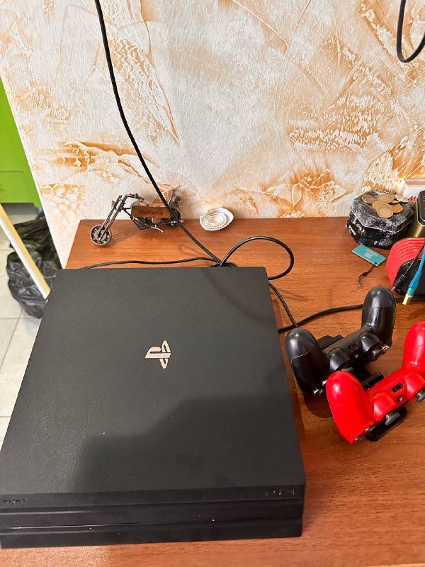ps4 pro 1tb, 2 контроллера