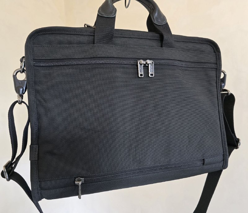 Сумка для ноутбука TUMI 2