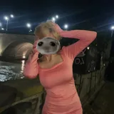 Розовое женское платье 2