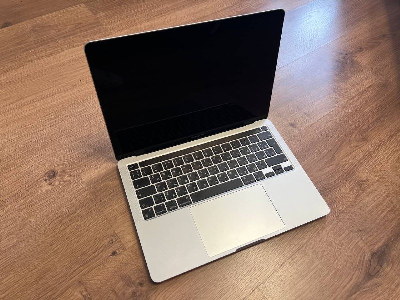 Macbook Pro M1 8gb 256gb серебристый 2