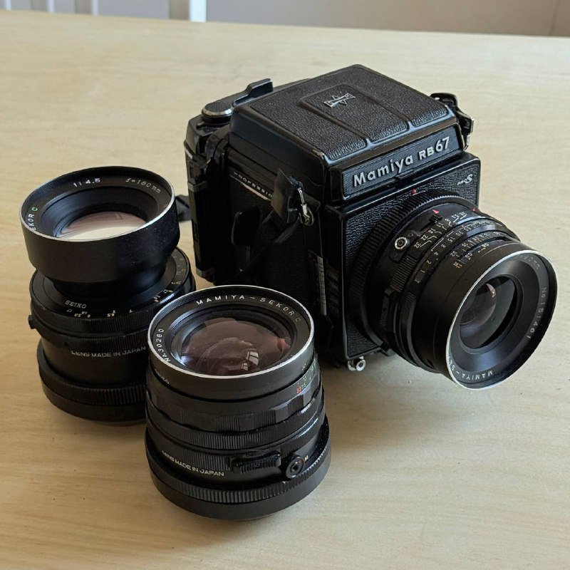 Mamiya RB67 medium format camera kit with lenses and film back