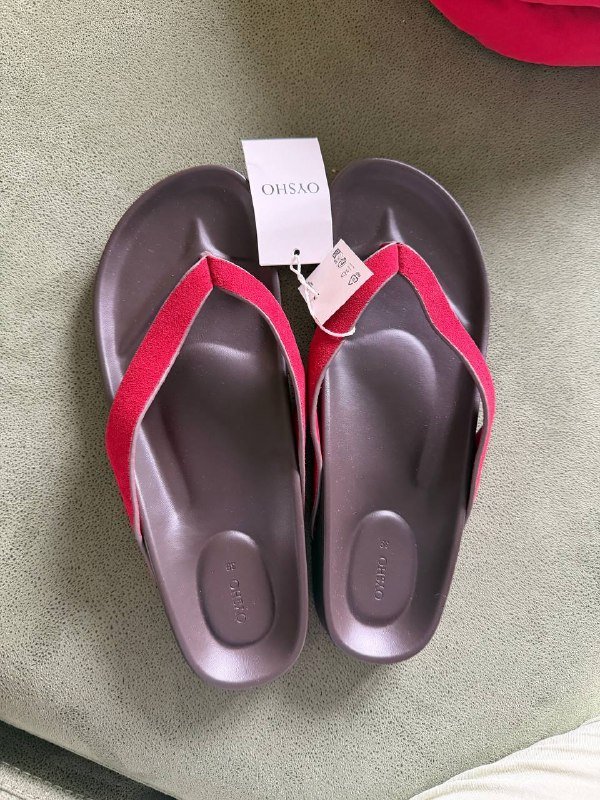 Кожаные вьетнамки OYSHO