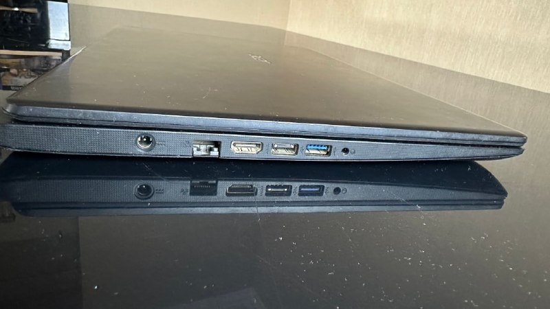 Acer Aspire 17 ноутбук 4