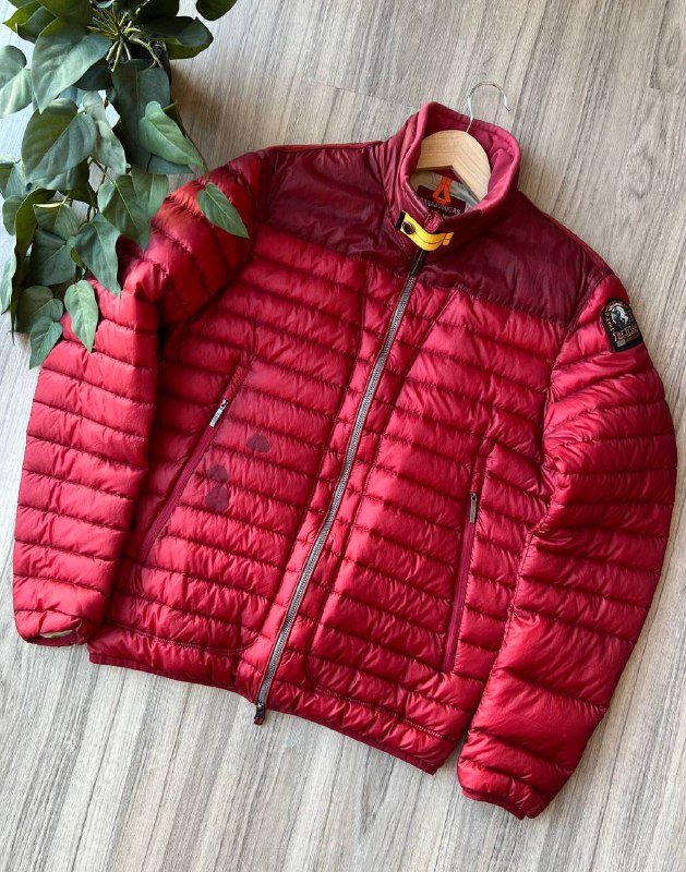 Пуховик Parajampers, женские штаны Arcteryx