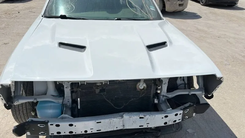 Dodge Challenger SXT 1