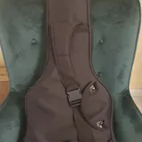 Леворукая гитара Solar и чехол Schecter 8