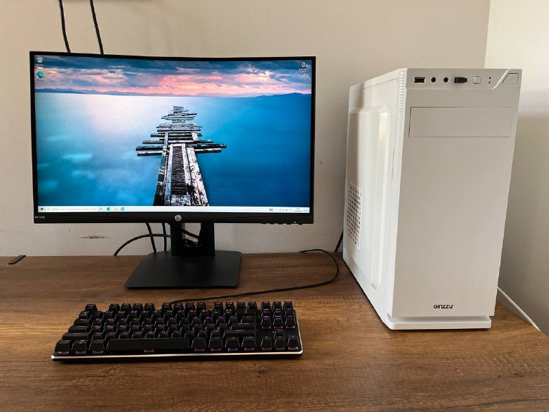 ПК, монитор HP, клавиатура игровые