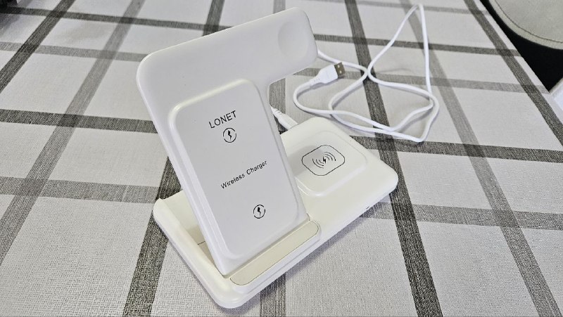 беспроводная зарядка 3 в 1 для iphone, airpods и apple watch 2