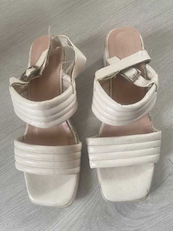 Белые женские сандалии 38 размер