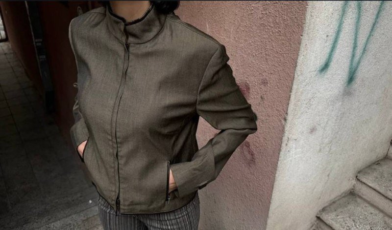 Зимние сапоги, ботинки, пальто и куртки женские 5