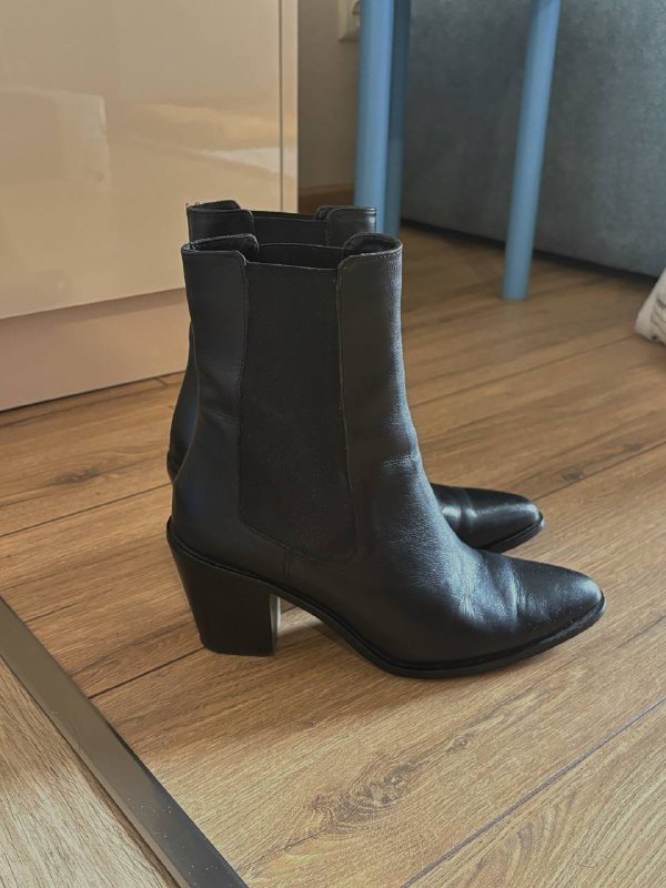 Казаки Zara натуральная кожа