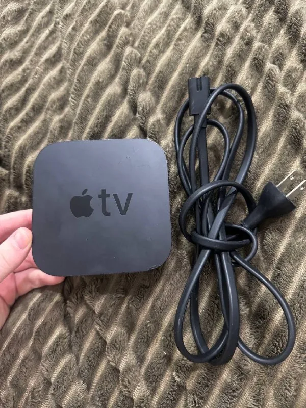 Apple TV 4K 1gen A1842 1