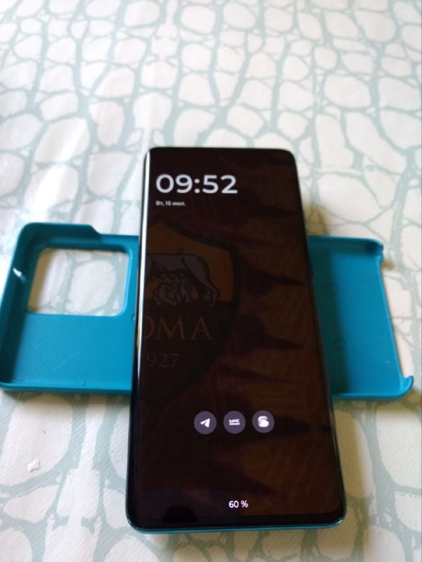 Motorolla Edge 40 neo 5g двухкартный 256Гб 12Гб рам 2