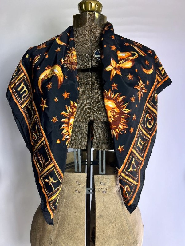 Винтажный шелковый платок Gianni Versace 1980-х 2