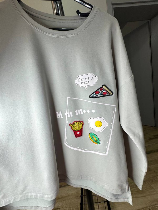 Кофточка размер L-XL 68% хлопок с принтом 3