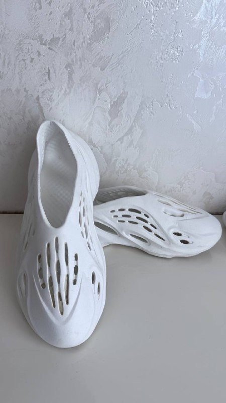 Кепка, мужские резиновые шлепки, сумка-мешок, пледы флисовые 2