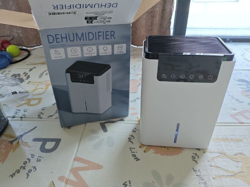 Осушитель воздуха новый 2 литра