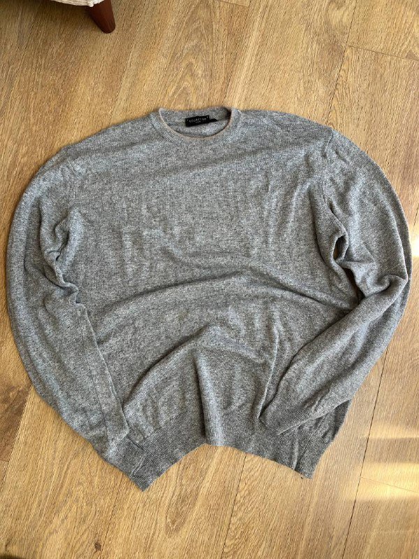 Мужской свитер размер L