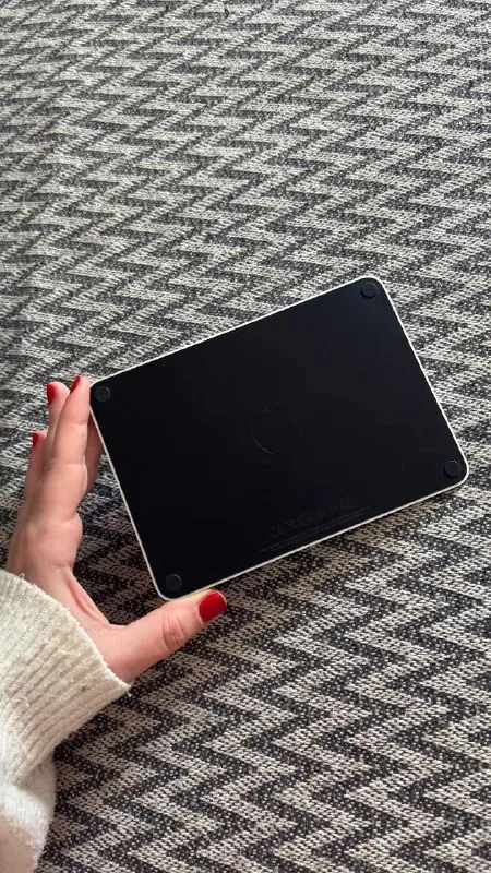 Apple Magic Trackpad 1
