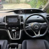 Nissan Serena 2016 10
