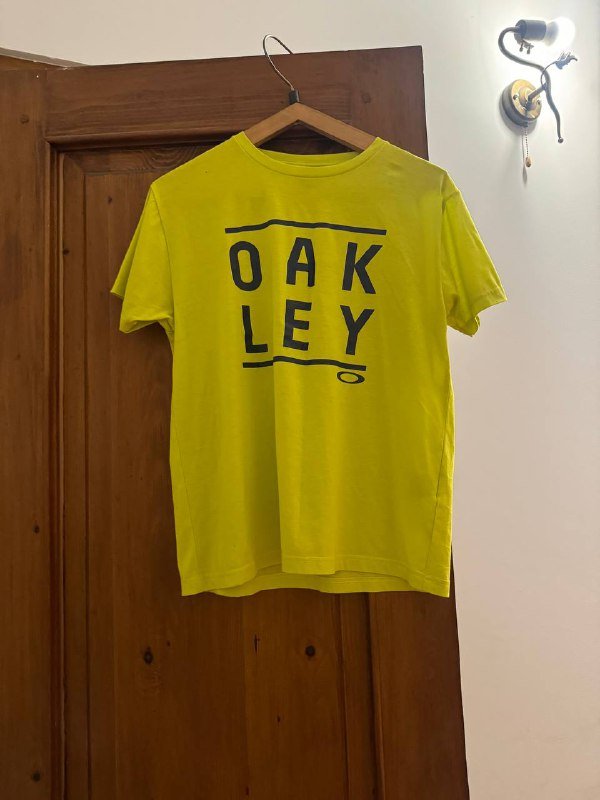 Пальто COS, платья шерсть, Mango, Oakley футболка, платье, кожаные штаны Zara 4