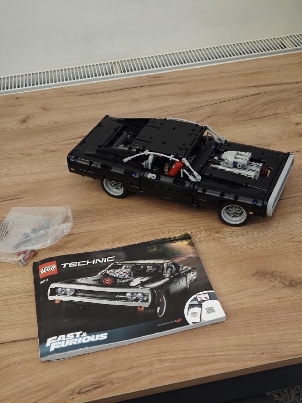 Lego Technic Форсаж Charger Доминика Торетто 1077 деталей 1
