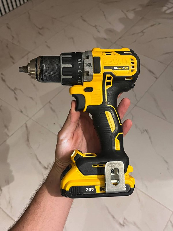 Шуруповёрт DeWalt DCD791 (тушка)