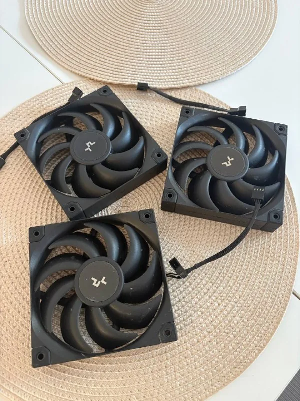 Кулеры DeepCool FD12 PWM, комплект из 3 штук 1