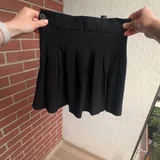 Чёрный топ Zara, чёрная юбка Bershka 3
