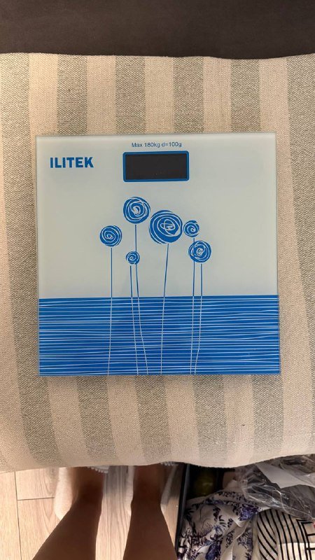 Плед, кальян, мольберт с красками, весы, швейный набор, пляжное платье 5