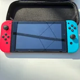 Nintendo Switch с комплектом, dock, джойстики, чехол 1