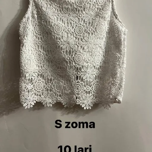 Белый кружевной топ
