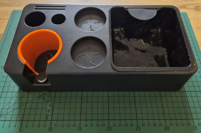 Espresso tamping station / knock box