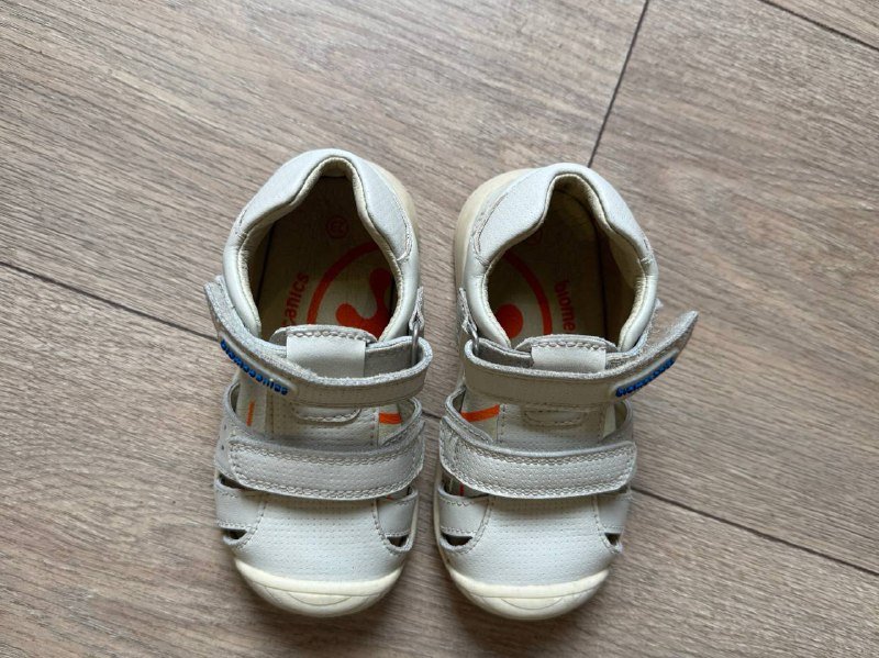 Сандалии Biomecanics детские 23 размер 3